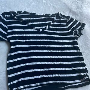 Black and white stripped cropped shirt